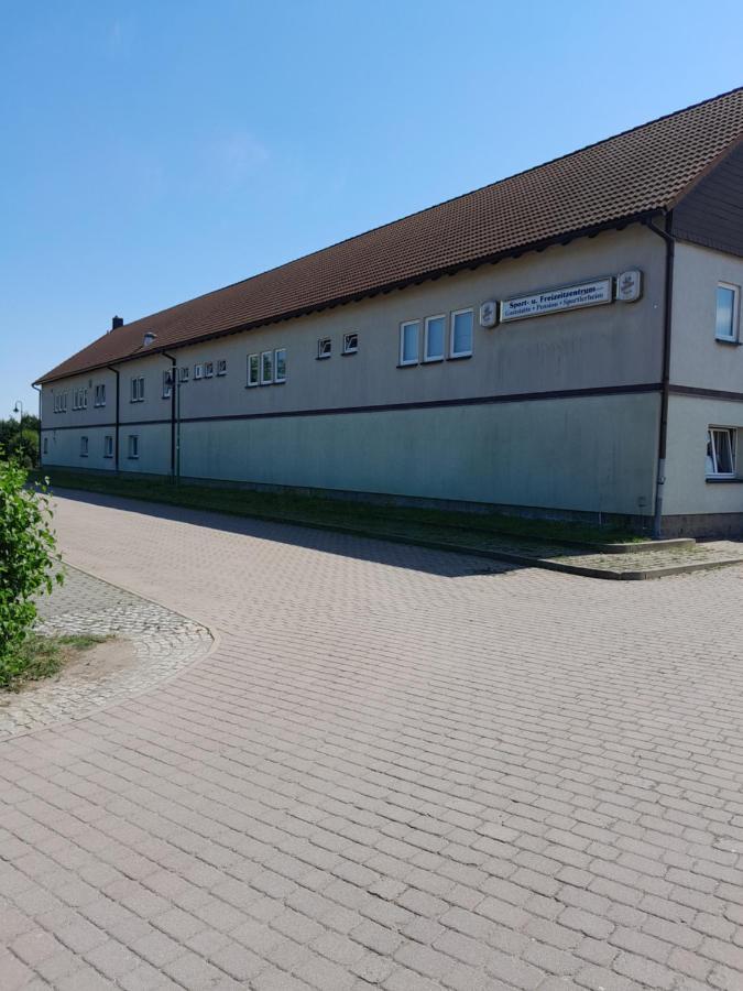 Sport & Freizeit Centrum Pension Heudeber Exterior photo