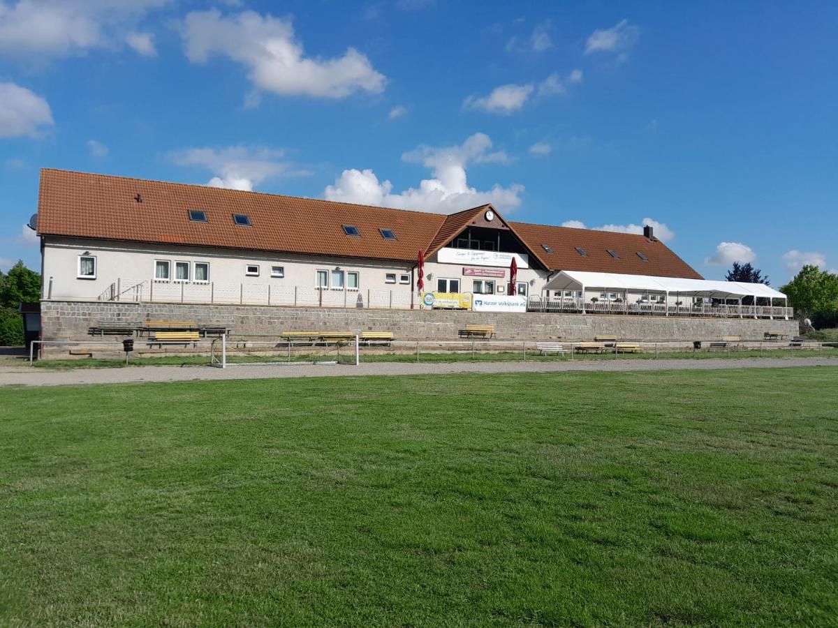 Sport & Freizeit Centrum Pension Heudeber Exterior photo